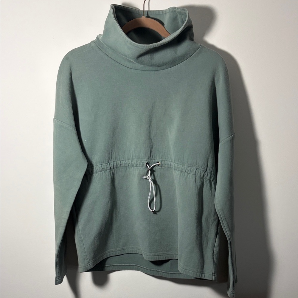 Varley Freya High-Neck Drawstring Sweatshirt - Green - paint on sleeve & stain
